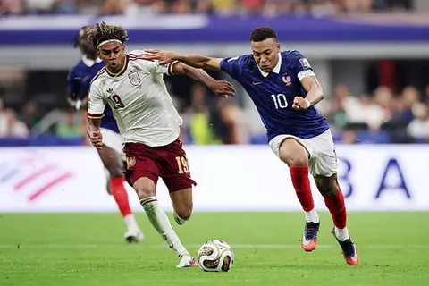 إسبانيا تحطم كبرياء فرنسا في طريقها إلى نهائي كأس العالم